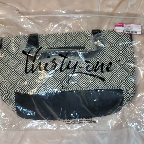Thirty-One Jewell Bag - Picture 7 of 8
